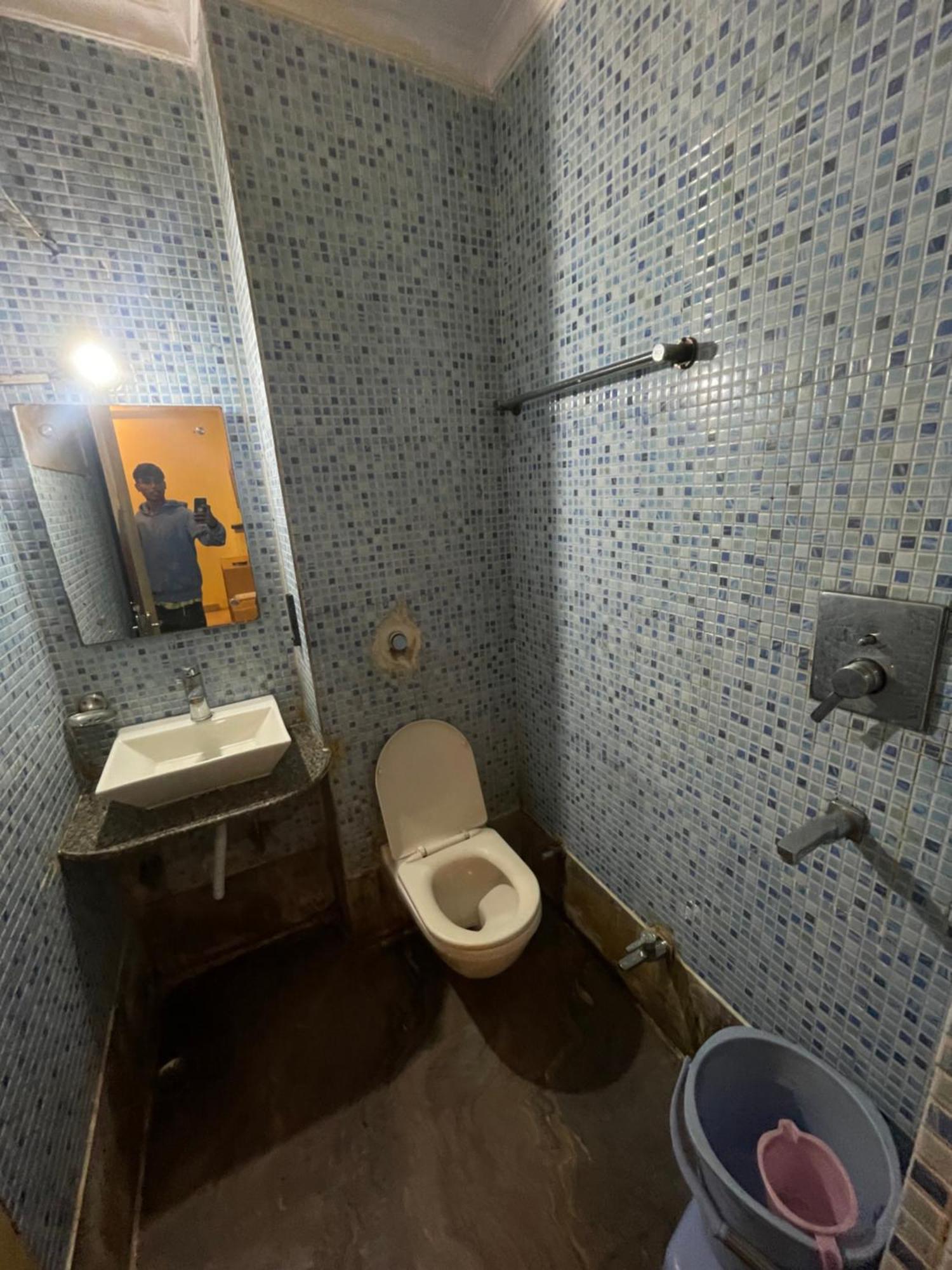 Hotel Golden Gate Нью-Делі Екстер'єр фото
