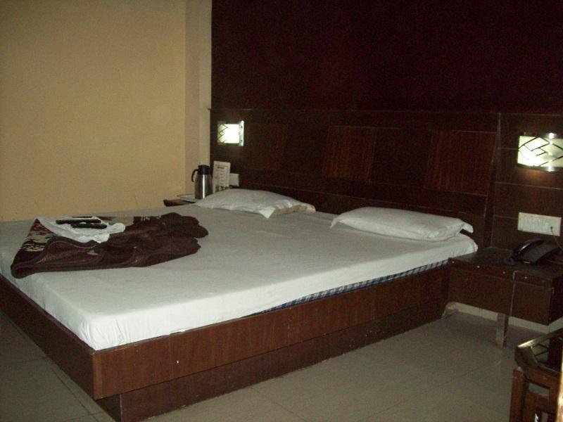Hotel Golden Gate Нью-Делі Екстер'єр фото